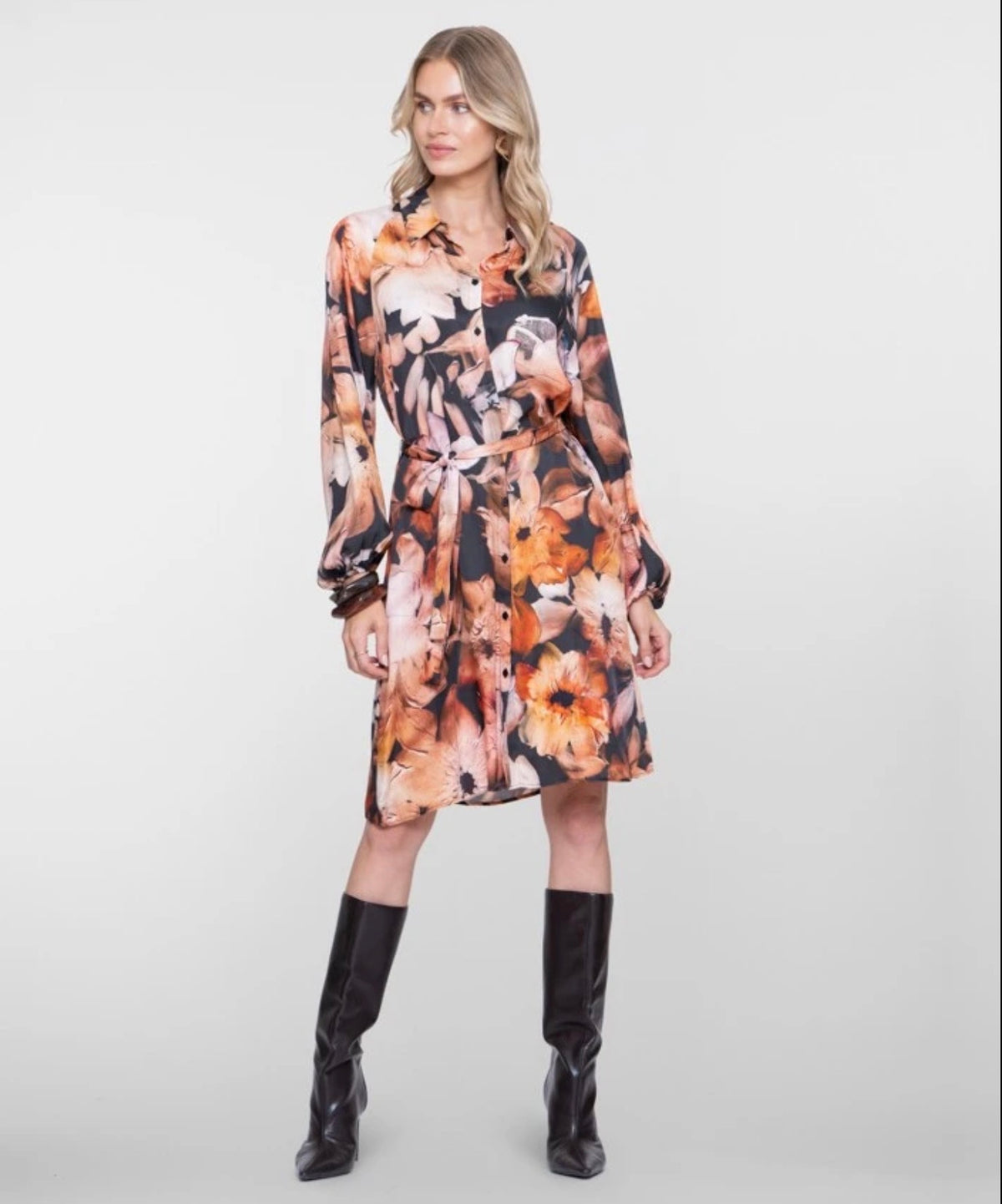 DRESS