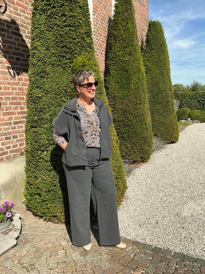 VAGNA VEST